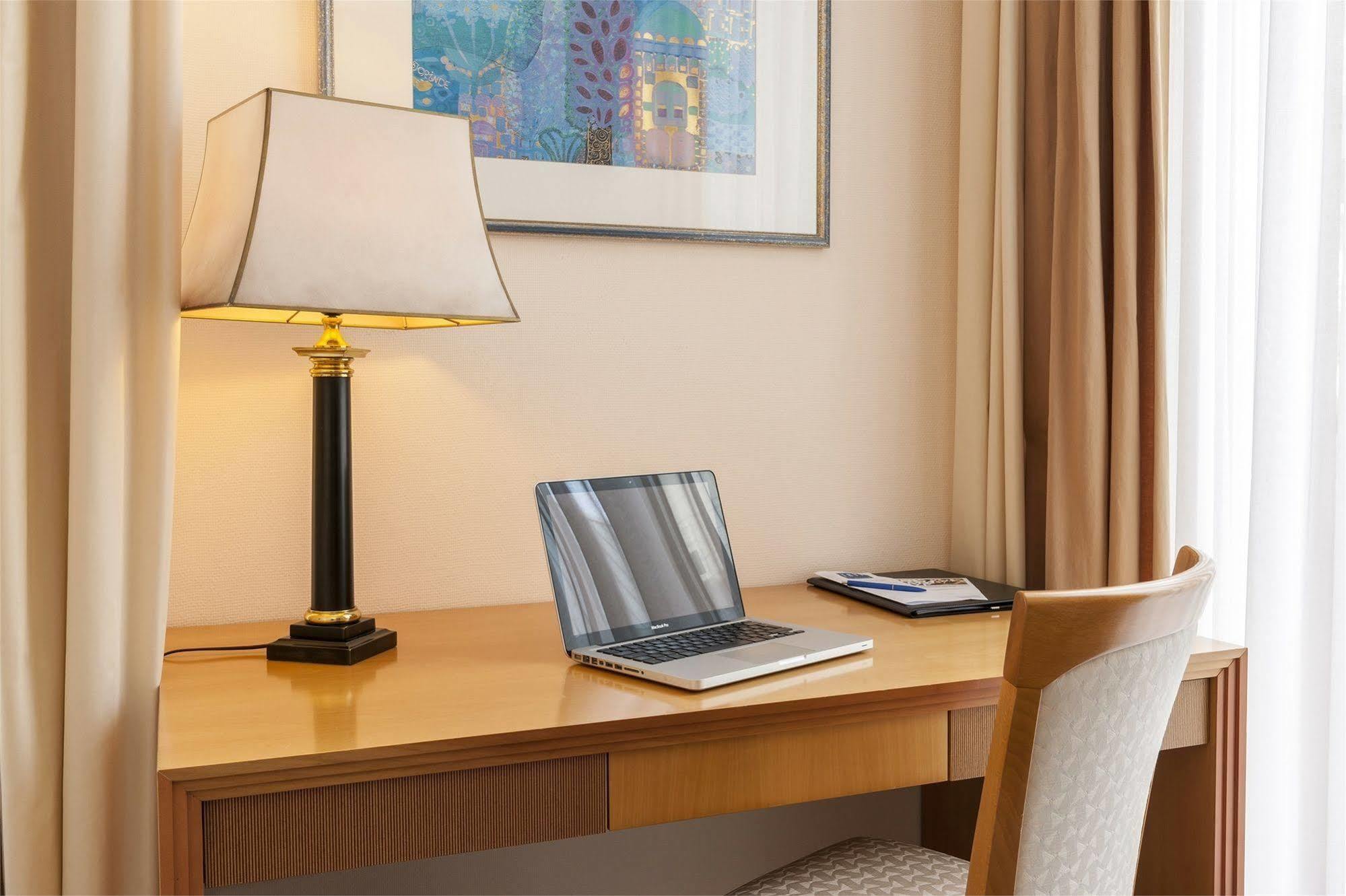 Tryp By Wyndham Hotell Stadtoldendorf Eksteriør bilde
