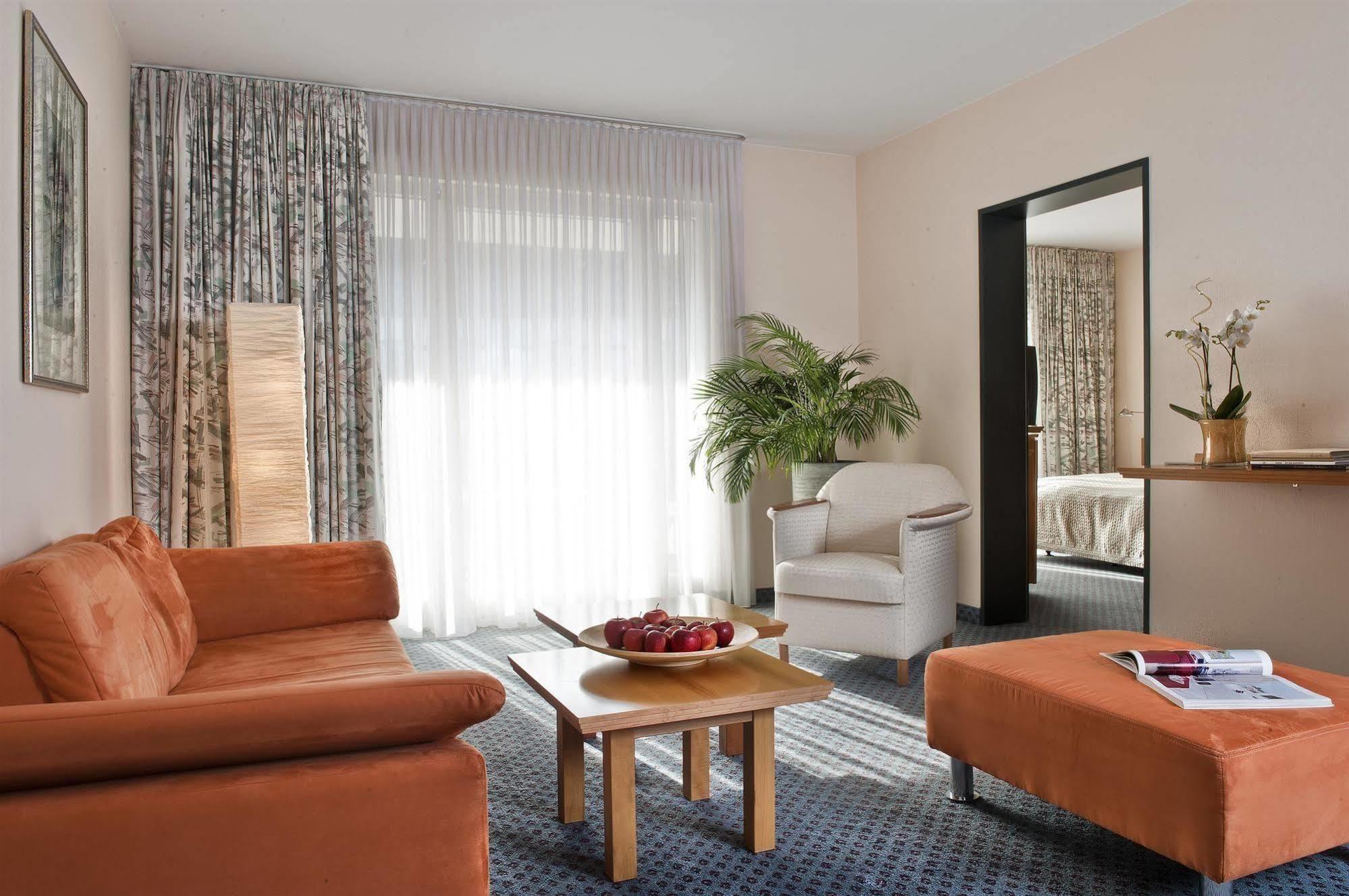 Tryp By Wyndham Hotell Stadtoldendorf Eksteriør bilde